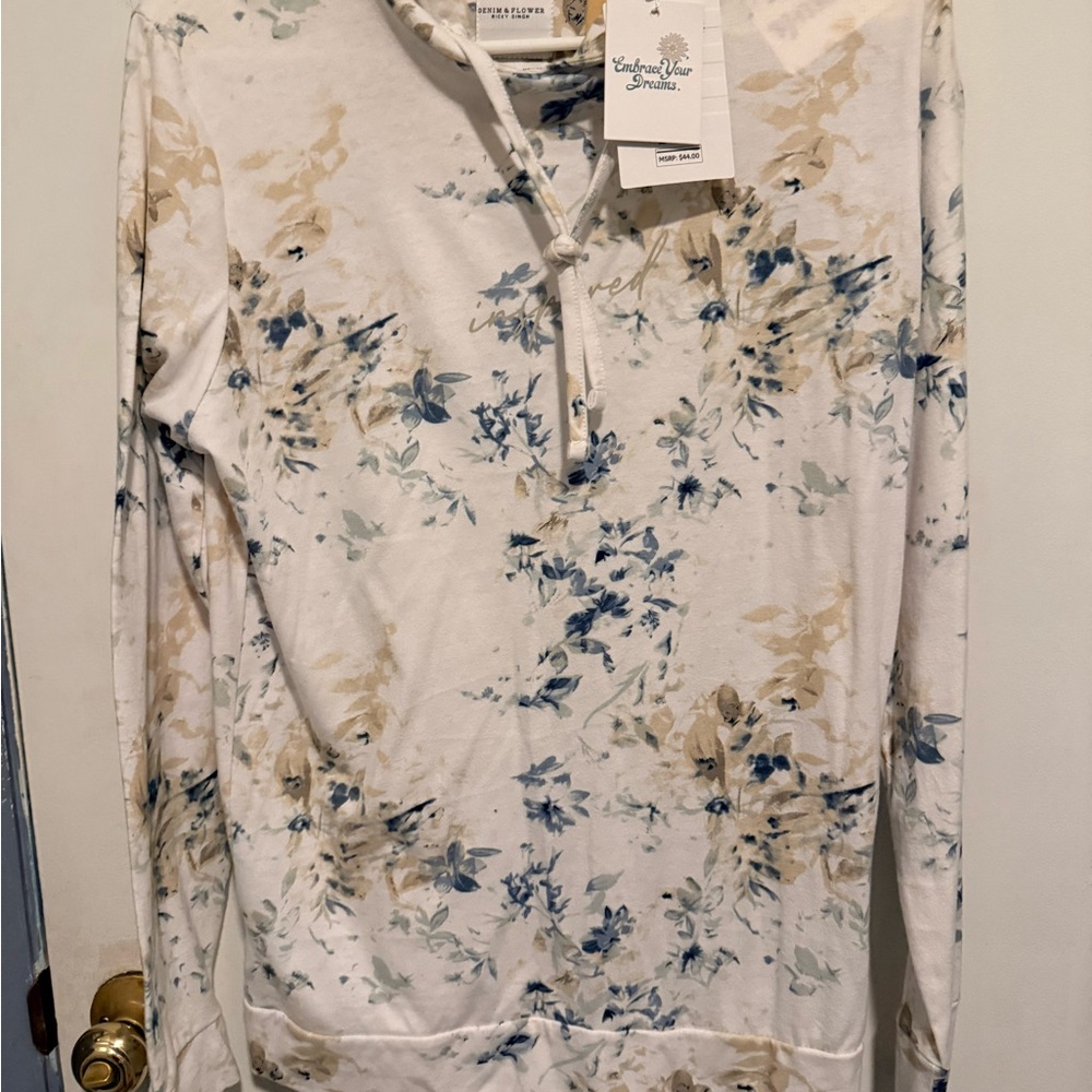 Denim & Flower Cream Floral Pullover Hoodie with Blue Accents - Picture 3 of 5
